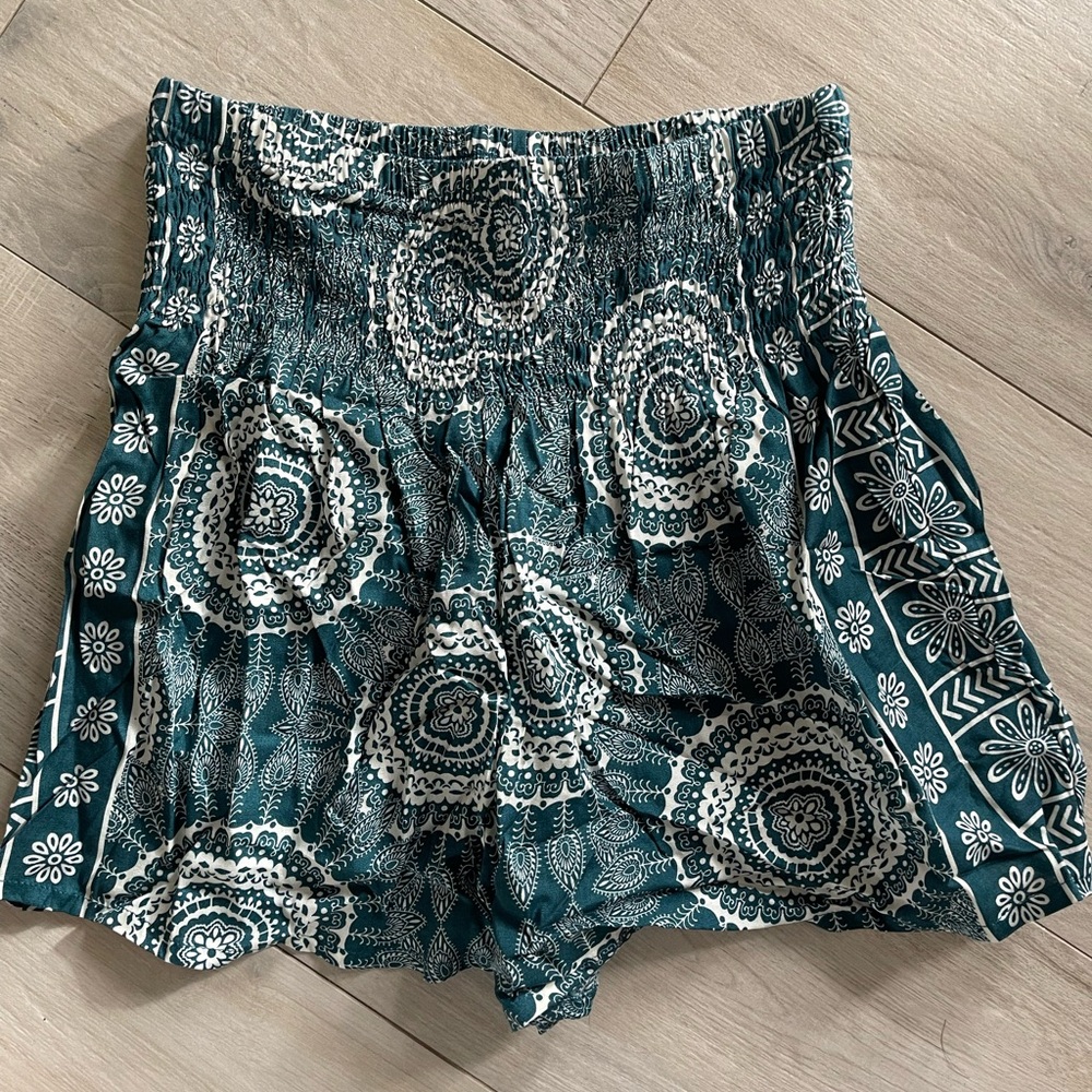 NWT lotus and Luna shorts